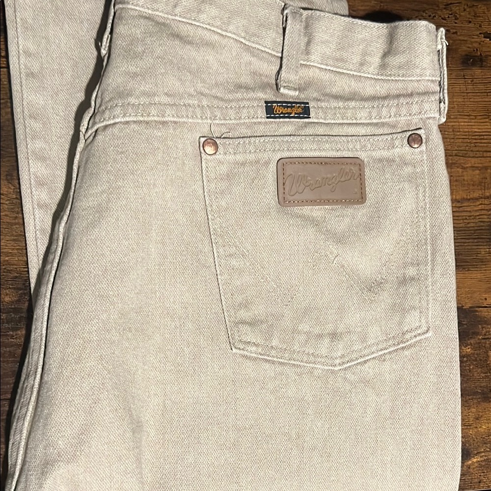 Wrangler Khakis 42/34